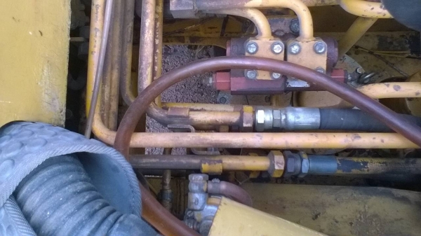 ขายรถแบคโฮ MITSUBISHI MS70-2 ราคา 380000