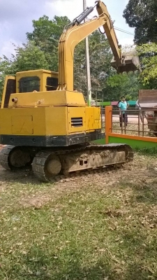 ขายรถแบคโฮ MITSUBISHI MS70-2 ราคา 380000