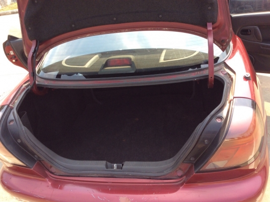 ขายรถ มาสด้า แลนติส ปี95 เครื่อง 1.8 เกียร์ธรรมดา เพาเวอร์ ไฟฟ้าทั้งคัน ภายในสวยๆแอร์เย็นหนาว ตัวถังเดิมๆไม่มีขนสีบางๆทั้งคันสีซีดบางชิ้น แม็ก enkai pro1แท้ ขอบ16&quot; เครื่องแน่นๆช่วงล่างแน่นเงียบกริบ รถขับดีมากครับ รถทรงสปอร์ตหายาก เล่มพร้อมขายถูกครับ