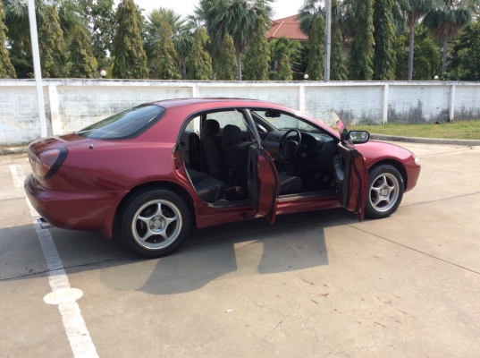 ขายรถ มาสด้า แลนติส ปี95 เครื่อง 1.8 เกียร์ธรรมดา เพาเวอร์ ไฟฟ้าทั้งคัน ภายในสวยๆแอร์เย็นหนาว ตัวถังเดิมๆไม่มีขนสีบางๆทั้งคันสีซีดบางชิ้น แม็ก enkai pro1แท้ ขอบ16&quot; เครื่องแน่นๆช่วงล่างแน่นเงียบกริบ รถขับดีมากครับ รถทรงสปอร์ตหายาก เล่มพร้อมขายถูกครับ