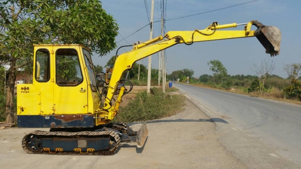 ขายด่วนรถเเม็คโคร KOMATSU PC30-1 รถนอกนำเข้ายังไม่เคยใช้งานเมืองไทยเลย