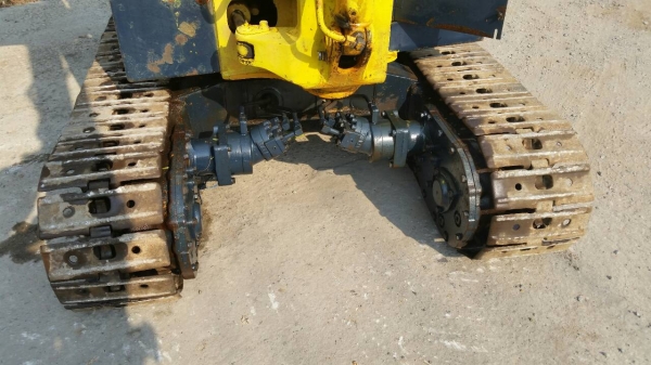 ขายด่วนรถเเม็คโคร KOMATSU PC30-1 รถนอกนำเข้ายังไม่เคยใช้งานเมืองไทยเลย