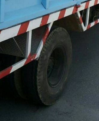 หกล้อ ฮีโน่ FD1jj 240แรง เครน UNIC 3 ตัน ท้องวี 4ปอก 3ชัก กะบะเหล็กยาว 5.20ม สภาพดีสวยเดิมๆ เล่มทะเบียนพร้อมโอน