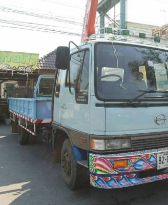 หกล้อ ฮีโน่ FD1jj 240แรง เครน UNIC 3 ตัน ท้องวี 4ปอก 3ชัก กะบะเหล็กยาว 5.20ม สภาพดีสวยเดิมๆ เล่มทะเบียนพร้อมโอน