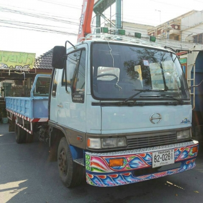 หกล้อ ฮีโน่ FD1jj 240แรง เครน UNIC 3 ตัน ท้องวี 4ปอก 3ชัก กะบะเหล็กยาว 5.20ม สภาพดีสวยเดิมๆ เล่มทะเบียนพร้อมโอน