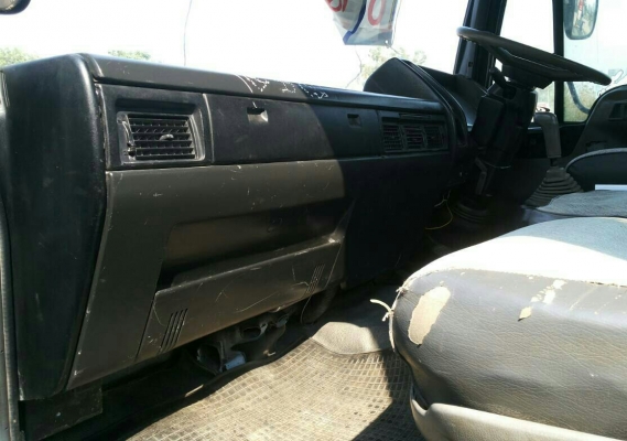 หกล้อ ฮีโน่ FD1jj 240แรง เครน UNIC 3 ตัน ท้องวี 4ปอก 3ชัก กะบะเหล็กยาว 5.20ม สภาพดีสวยเดิมๆ เล่มทะเบียนพร้อมโอน