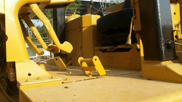 แท็กเตอร์ยี่ห้อ CAT  รุ่น D7G  เครืองไดเร็ก เกียร์ทอร์ค  ทะเบียนพร้อม