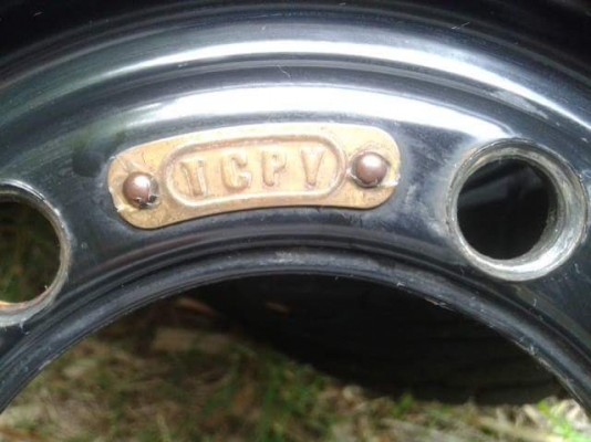 ขายล้อพร้อมยางขอบ16