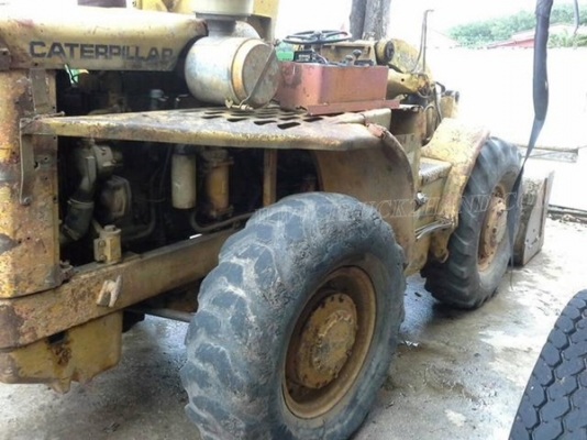 รถตัก  CATERPILLAR ใช้งานได้ปกติ