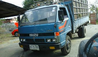ISUZU. NPR 115. 6ล้อดั๊ม สภาพดืทั้งคัน รถอยู่สระบุรี สนใจติดต่อ 0835601591 หรือ 0903494058