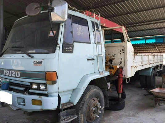 หกล้อขาย 690,000บ อีซูชุ ร็อค FTR12NY 240ปี35 แคชชีใหญ่ตลอด เครน 3ตัน ช่วงยาว 7.20ม สภาพดีพร้อมใช้ ทะเบียนพร้อมโอน