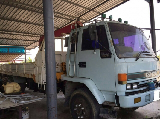 หกล้อขาย 690,000บ อีซูชุ ร็อค FTR12NY 240ปี35 แคชชีใหญ่ตลอด เครน 3ตัน ช่วงยาว 7.20ม สภาพดีพร้อมใช้ ทะเบียนพร้อมโอน