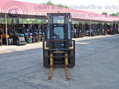 ขาย รถโฟล์คลิฟท์ KOMATSU รุ่น FD20T-17