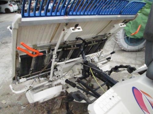 รถปลูกข้าวดำนานั่งขับ ISEKI PM43 รหัสสินค้า : 14002159 Line ID: nihonmono www.nihonmono.com Y รถปลูกข้าวดำนานั่งขับ ISEKI PM43 รหัสสินค้า : 14002159 Line ID: nihonmono www.nihonmono.com Y