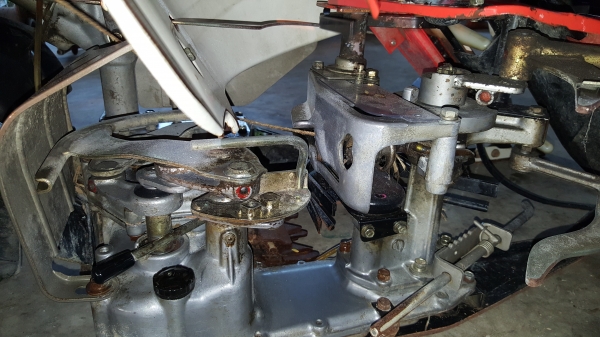 รถเกี่ยวข้าวดินตาม แบบมัด รหัสสินค้า W- 7