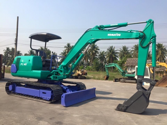 รถขุด KOMATSU PC40-7E นำเข้าเอง มือสองญี่ปุ่น