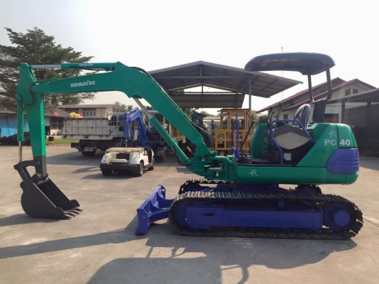 รถขุด KOMATSU PC40-7E นำเข้าเอง มือสองญี่ปุ่น