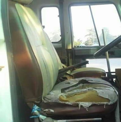 หกล้อ อีซูชุ FTR 165 ดั้ม สภาพดีเดิมๆ รถห้างแท้ เครืองดี ช่วงล่างใหญ่ ยาง900 พร้อมใช้ ทะเบียนพร้อมโอน