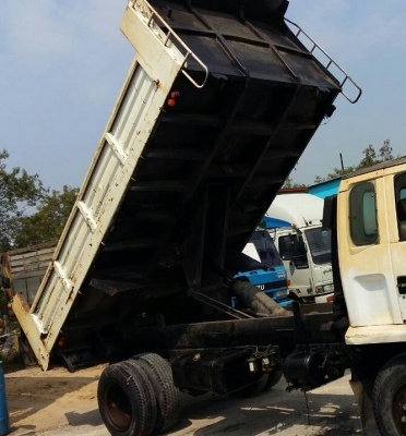 หกล้อ อีซูชุ FTR 165 ดั้ม สภาพดีเดิมๆ รถห้างแท้ เครืองดี ช่วงล่างใหญ่ ยาง900 พร้อมใช้ ทะเบียนพร้อมโอน