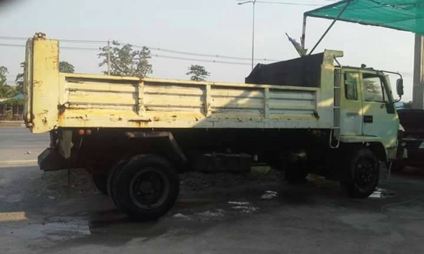 หกล้อ อีซูชุ FTR 165 ดั้ม สภาพดีเดิมๆ รถห้างแท้ เครืองดี ช่วงล่างใหญ่ ยาง900 พร้อมใช้ ทะเบียนพร้อมโอน