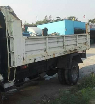 หกล้อ อีซูชุ FTR 165 ดั้ม สภาพดีเดิมๆ รถห้างแท้ เครืองดี ช่วงล่างใหญ่ ยาง900 พร้อมใช้ ทะเบียนพร้อมโอน