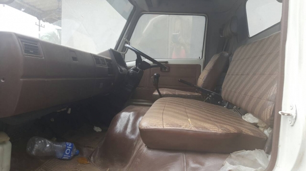 ขายรถ 6 ล้อ ฮีโน่ 117 แรง เครน 3 ตัน ปี 30 ยาว 4.7 แอร์ พาวเวอร์ สภาพดี คัสซีสวย พร้อมใช้งาน ราคาเบาๆ สนใจติดต่อได้ที่ 081-9420141 , 081-5715326 ขายรถ 6 ล้อ ฮีโน่ 117 แรง เครน 3 ตัน ปี 30 ยาว 4.7 แอร์ พาวเวอร์ สภาพดี คัสซีสวย พร้อมใช้งาน ราคาเบาๆ สนใจติดต่อได้ที่ 081-9420141 , 081-5715326