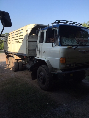 ขาย. SUMO227. เครื่อง240แรง. M10C. 2เพลาดั้ม. เครื่องลงเล่มเรียบร้อย