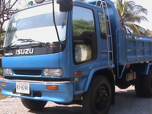 ขาย 6ล้อดัมพ์  isuzu deca 195 แรงม้า สภาพนางฟ้า