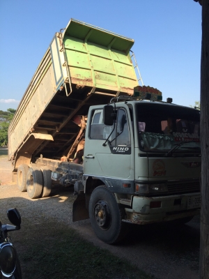 ขายFM3H. เครื่อง195แรง2เพลาดั้ม. กะบะปิเนียมสวยมากๆ