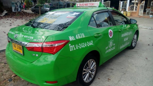 ขายดาวน์ Toyota New altis 2015 ถูกๆครับรถบ้านแท้ๆไม่เคยมีอุบัติเหตุวิ่งน้อยครับ ขายดาวน์ Toyota New altis 2015 ถูกๆครับรถบ้านแท้ๆไม่เคยมีอุบัติเหตุวิ่งน้อยครับ