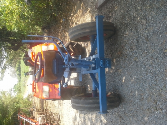 รถไถนั่งขับ สามเกียร์ พร้อมใช้ สนใจ0848017186