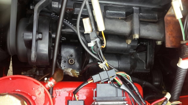 ขายรถเกี่ยวข้าวยันม่า ขนาด15แรง ดีเซล3สูบ เกียร์ออร์โต้ตามสภาพเก่านอก พร้อมใช้ ประหยัดเวลาแรงงาน ราคา58000บาท พร้อมส่งทั่วประเทศ