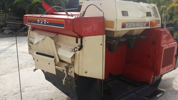 ขายรถเกี่ยวข้าวยันม่า ขนาด15แรง ดีเซล3สูบ เกียร์ออร์โต้ตามสภาพเก่านอก พร้อมใช้ ประหยัดเวลาแรงงาน ราคา58000บาท พร้อมส่งทั่วประเทศ