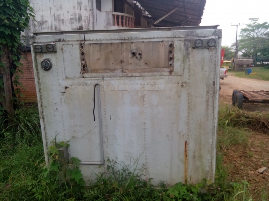 ตู้ใส่น้ำแข็ง ยกลงจากหกล้อ   ภายในสเตเลส   พร้อมใช้งาน...