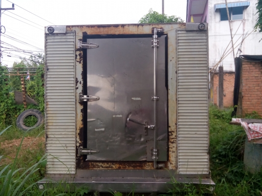 ตู้ใส่น้ำแข็ง ยกลงจากหกล้อ   ภายในสเตเลส   พร้อมใช้งาน...