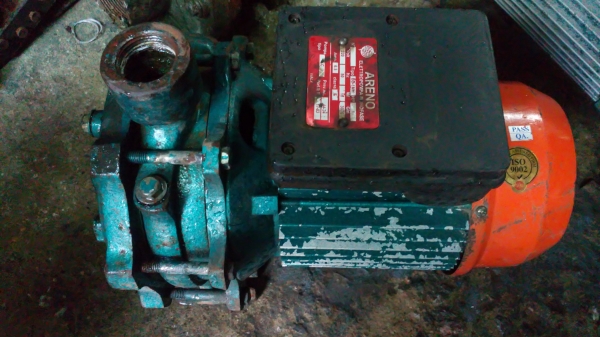 ขาย !! ปั้มน้ำหอยโข่งARENOขนาด1แรง220v.ท่อ1" พร้อมใช้