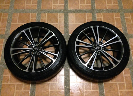 ล้อแท้ติดรถ TOYOTA FT86 ขอบ 17 พร้อมยาง 215 45 17 ปี12 จำนวน 2 วง ราคาไม่แพง