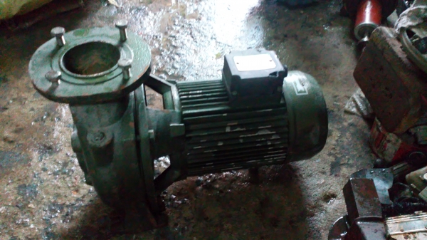 ขาย !! ปั้มน้ำหอยโข่งARENOขนาด3แรง380v.ท่อ3" พร้อมใช้
