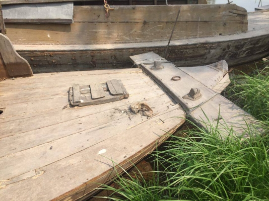 เรือต่อ เอี้ยมจุ้น ไม้สักทั้งลำ สภาพลอยน้้าได้ เรือต่อ เอี้ยมจุ้น ไม้สักทั้งลำ สภาพลอยน้้าได้