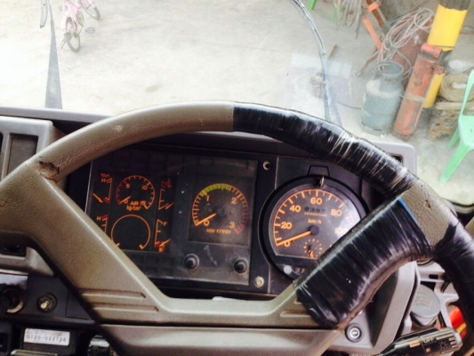 ขายสิบ Hino ล้อติดเครนยุนิค 4.5 ตัน 4 ปลอก สภาพพร้อมใช้งาน