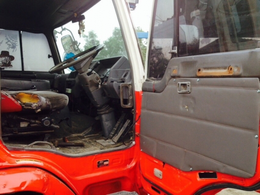 ขายสิบ Hino ล้อติดเครนยุนิค 4.5 ตัน 4 ปลอก สภาพพร้อมใช้งาน