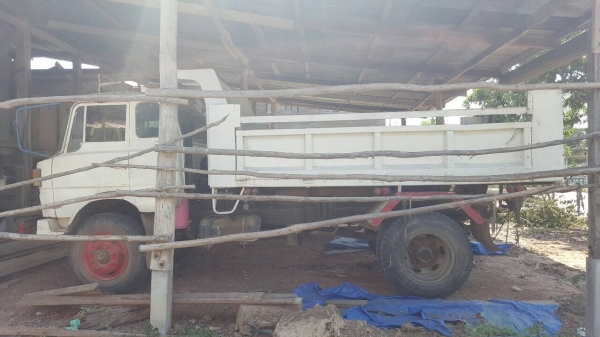 ขาย 6 ล้อดั้ม HINO KR300 เครื่อง EH100 150 แรงม้า คัสซีสวยตลอดเส้น เฟืองท้ายใหญ่ พวงมาลัยพาวเวอร์ ทะเบียนพร้อมโอนครับ ขาย 6 ล้อดั้ม HINO KR300 เครื่อง EH100 150 แรงม้า คัสซีสวยตลอดเส้น เฟืองท้ายใหญ่ พวงมาลัยพาวเวอร์ ทะเบียนพร้อมโอนครับ