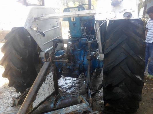 ขายรถไถนา ขายรถไถนา