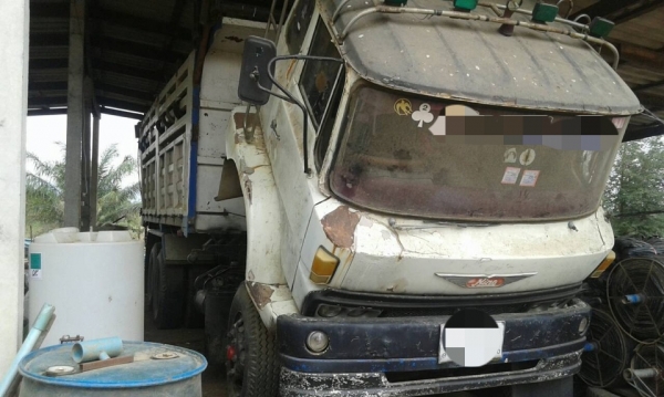 ขาย HINO KT 725 สองเพลา กระบะเหล็กดั๊มดิน