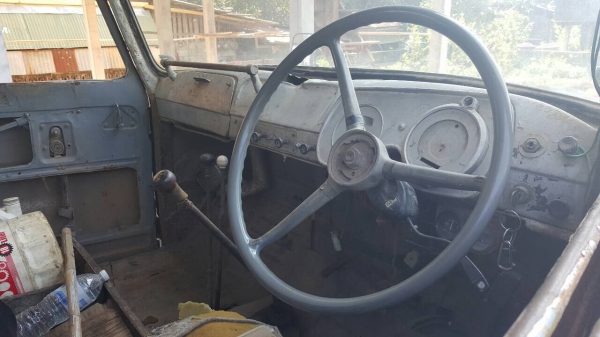 ขาย 6 ล้อ หัวยาวดั้ม ไม่มีทะเบียน เครื่อง EH700 168 แรงม้า คัสซีสวยตลอดเส้น เฟืองท้ายจัมโบ้ พวงมาลัยพาวเวอร์