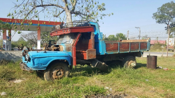 ขายตามสภาพ 6 ล้อ หัวยาวดั้ม ไม่มีทะเบียน เครื่อง EH100 150 แรงม้า เฟืองท้ายใหญ่จัมโบ้ คัสซีสวยตลอดเส้น ชุดดั้มอยู่ครบ ขายตามสภาพ 6 ล้อ หัวยาวดั้ม ไม่มีทะเบียน เครื่อง EH100 150 แรงม้า เฟืองท้ายใหญ่จัมโบ้ คัสซีสวยตลอดเส้น ชุดดั้มอยู่ครบ