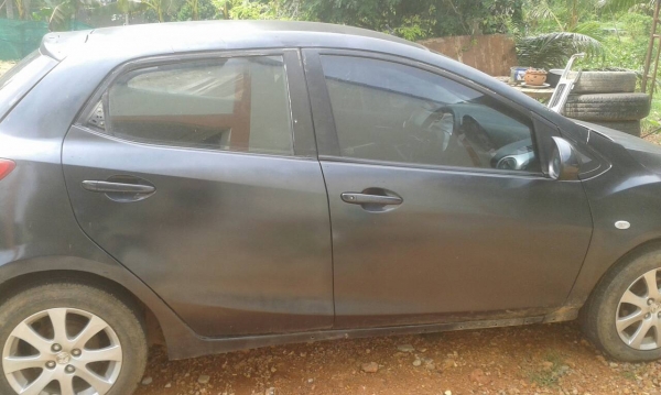 ขายมาสด้าสอง