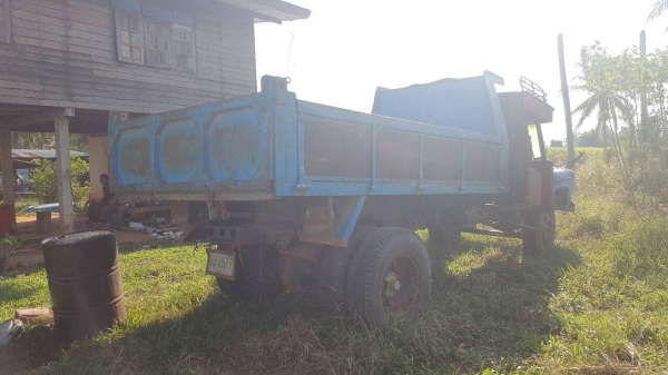 ขายตามสภาพ 6 ล้อ หัวยาวดั้ม ไม่มีทะเบียน เครื่อง EH100 150 แรงม้า เฟืองท้ายใหญ่จัมโบ้ คัสซีสวยตลอดเส้น ชุดดั้มอยู่ครบ ขายตามสภาพ 6 ล้อ หัวยาวดั้ม ไม่มีทะเบียน เครื่อง EH100 150 แรงม้า เฟืองท้ายใหญ่จัมโบ้ คัสซีสวยตลอดเส้น ชุดดั้มอยู่ครบ