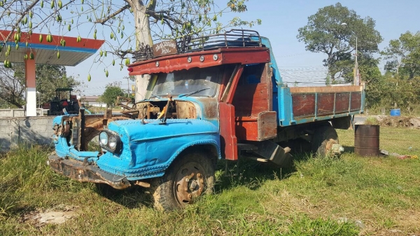 ขายตามสภาพ 6 ล้อ หัวยาวดั้ม ไม่มีทะเบียน เครื่อง EH100 150 แรงม้า เฟืองท้ายใหญ่จัมโบ้ คัสซีสวยตลอดเส้น ชุดดั้มอยู่ครบ ขายตามสภาพ 6 ล้อ หัวยาวดั้ม ไม่มีทะเบียน เครื่อง EH100 150 แรงม้า เฟืองท้ายใหญ่จัมโบ้ คัสซีสวยตลอดเส้น ชุดดั้มอยู่ครบ