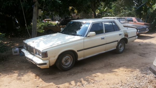 ขายโตโยต้าcraw ms112สวยๆเครื่อง2L(ดีเซล)